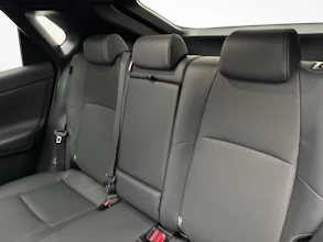 https://vehicle.imgix.net/4469497/78498012-5f5f-4fb6-9ff6-857aebac9d2f.jpg