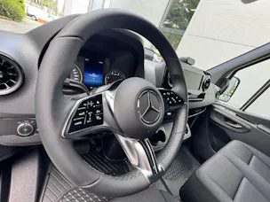 MERCEDES-BENZ Sprinter 317 CDI Pro Kasten HD 3665 S