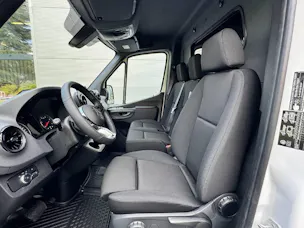 MERCEDES-BENZ Sprinter 317 CDI Pro Kasten HD 3665 S