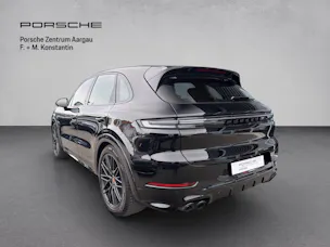 PORSCHE Cayenne GTS