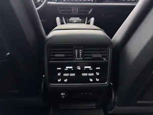 PORSCHE Cayenne GTS