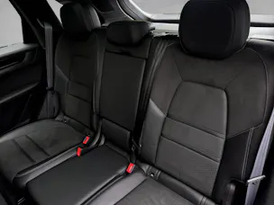 PORSCHE Cayenne GTS
