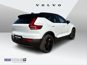 VOLVO EX40 Twin Black Edition AWD