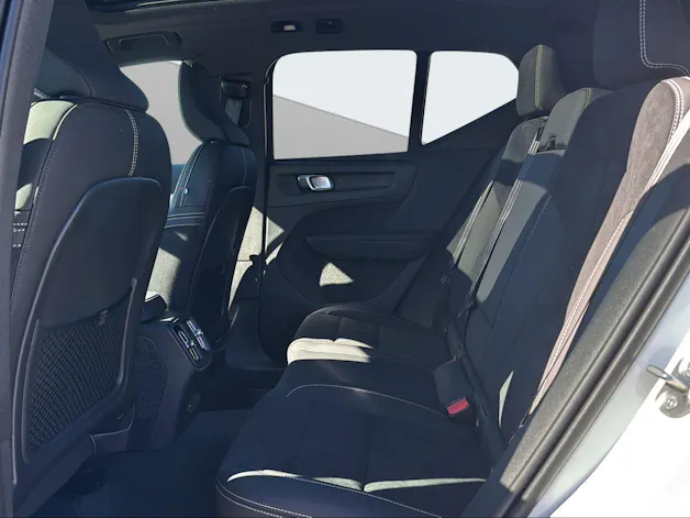 VOLVO EX40 Twin Black Edition AWD