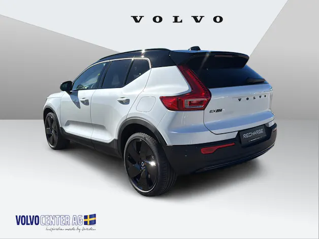 VOLVO EX40 Twin Black Edition AWD