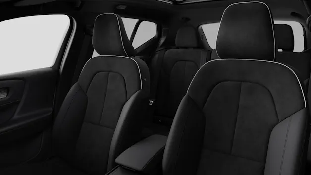 VOLVO EX40 Twin Black Edition AWD