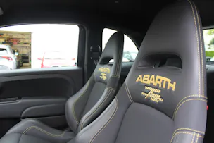 FIAT 695 Abarth 1.4 T-Jet 180 75 Anniversario