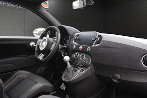 FIAT 695 Abarth 1.4 T-Jet 180 75 Anniversario