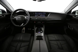 https://vehicle.imgix.net/4469636/6c9b4c4d-94e3-44e2-a787-420df618363e.jpg