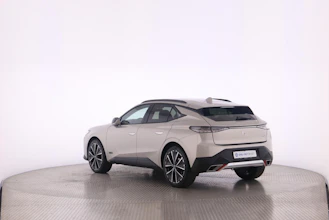 https://vehicle.imgix.net/4469636/70e07c81-f718-4d75-b3fd-1f35e6d7bc97.jpg