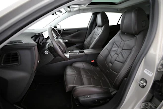 https://vehicle.imgix.net/4469636/726370e2-0f46-4271-890b-3e9b1dd428ff.jpg