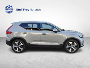 VOLVO XC40 2.0 B3 MH Core - Pneumatici invernali inclusi