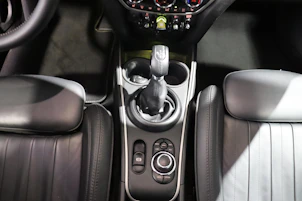 immagine del veicolo MINI Countryman F60 1.5i Cooper S E ALL4
