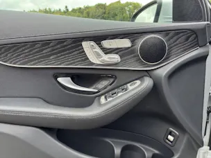MERCEDES-BENZ GLC 300 Exclusive 4Matic
