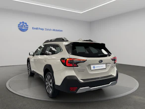 https://vehicle.imgix.net/4469712/7f673391-a4d1-4910-bb2a-ae97aacb591c.jpg