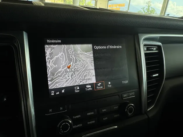 PORSCHE Macan 2.0