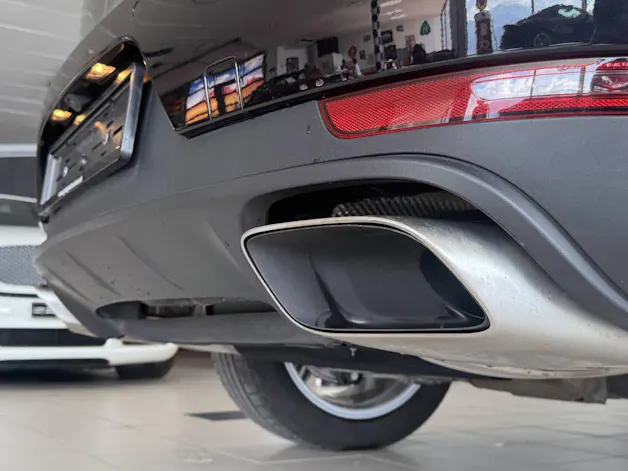 PORSCHE Macan 2.0