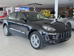 PORSCHE Macan 2.0