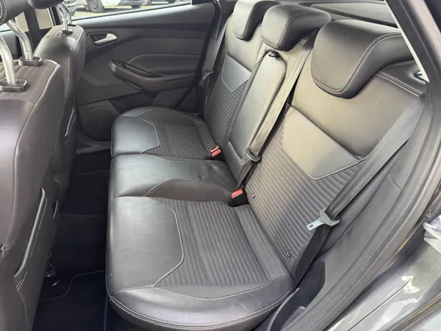 FORD Focus 1.0i EcoB 125 Titanium