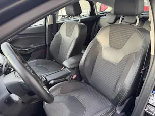 FORD Focus 1.0i EcoB 125 Titanium