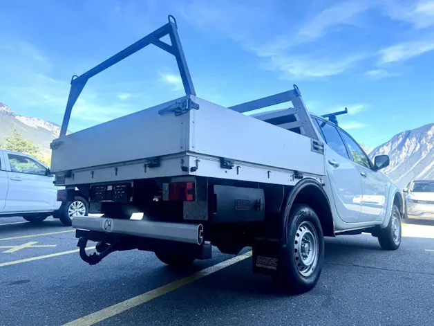 Mitsubishi L200 D-Cab pick-up 2.5 DID HP 178 4x4 Intense