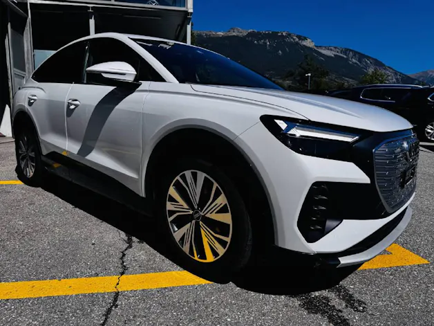 AUDI Q4 e-tron Sportback 50 quattro