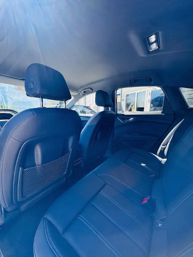 AUDI Q4 e-tron Sportback 50 quattro