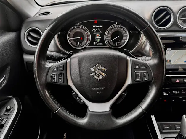 Suzuki Vitara 1.4 T Compact Top Hybrid 4x4