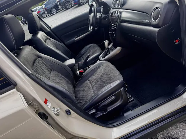 Suzuki Vitara 1.4 T Compact Top Hybrid 4x4