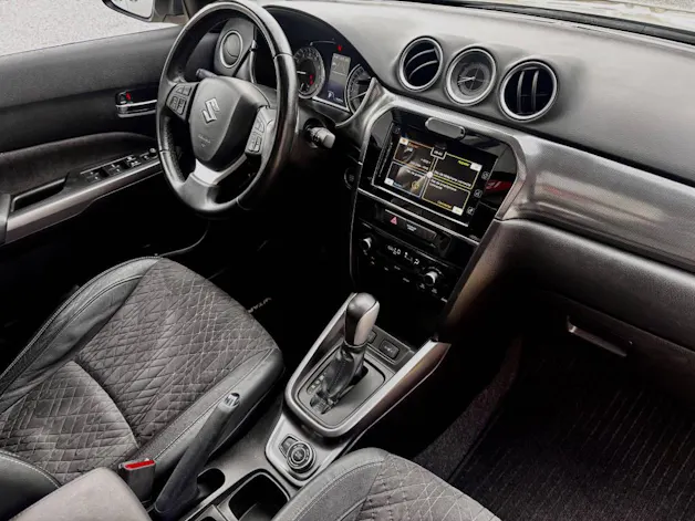 Suzuki Vitara 1.4 T Compact Top Hybrid 4x4