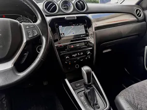 Suzuki Vitara 1.4 T Compact Top Hybrid 4x4