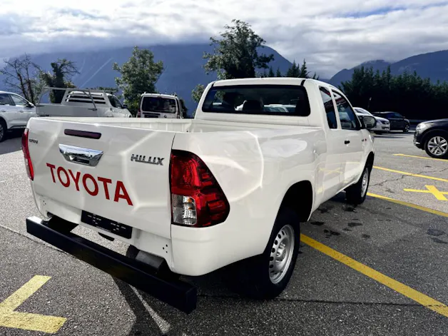 Toyota Hilux Extra Cab.-pick-up 2.5 D-4D Linea Luna