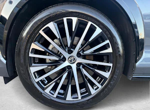 https://vehicle.imgix.net/4469764/6e0d19c0-4035-43a4-b7ef-59dcfa35b5c0.jpg