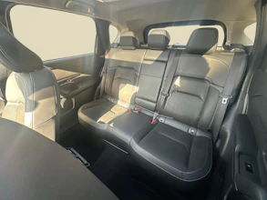 https://vehicle.imgix.net/4469767/a11337a9-6d8b-4713-96ea-b042a4a7b331.jpg