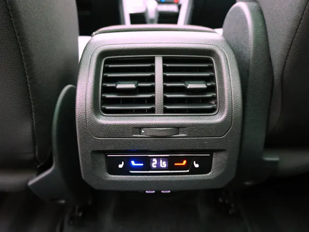 VW Touran 1.5 TSI DSG R-Line Black Style
