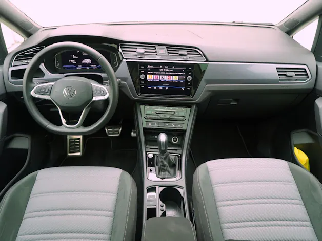 VW Touran 1.5 TSI DSG R-Line Black Style