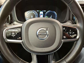 https://vehicle.imgix.net/4469899/3b9bb587-9b12-47ef-b039-9af7b708dc1e.jpg