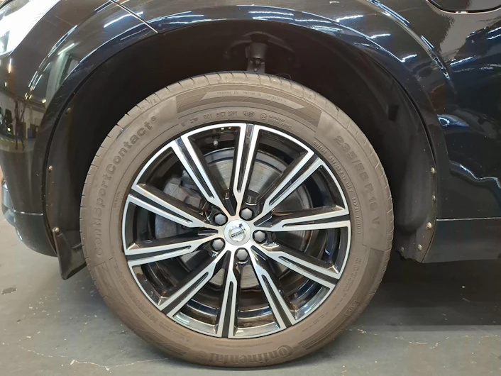 immagine del veicolo VOLVO XC60