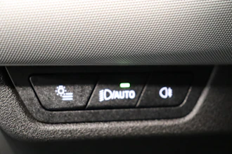 https://vehicle.imgix.net/4469900/54362599-3d70-4505-81d4-db11eccaebd9.JPG