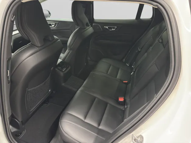 VOLVO V60 2.0 T6 TE Ultra Dark eAWD