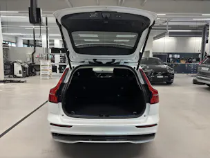 VOLVO V60 2.0 T6 TE Ultra Dark eAWD