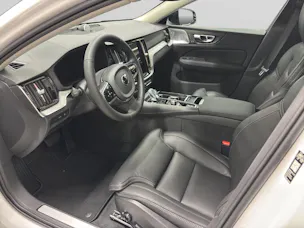 VOLVO V60 2.0 T6 TE Ultra Dark eAWD