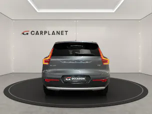 VOLVO XC40 2.0 T5 Momentum AWD