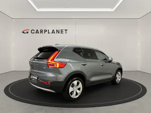 VOLVO XC40 2.0 T5 Momentum AWD