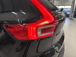 VOLVO EX40 Twin Black Edition AWD