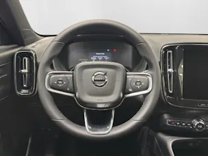VOLVO EX40 Twin Black Edition AWD