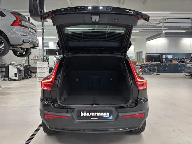 VOLVO EX40 Twin Black Edition AWD