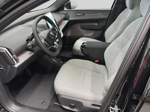 VOLVO EX30 P8 Ultra AWD