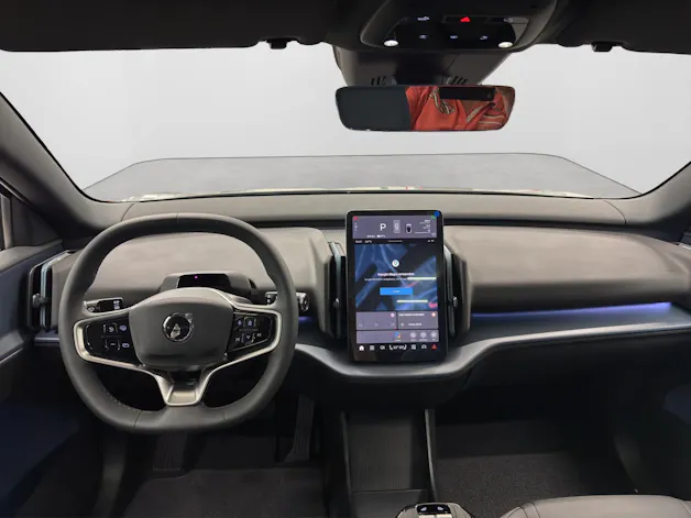 VOLVO EX30 P8 Ultra AWD