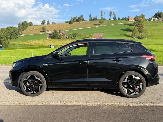 OPEL Grandland 1.6 T PHEV GSE